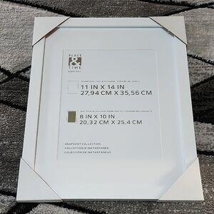 PLACE & TIME EVERYDAY SNAPSHOT COLLECTION WHITE PICTURE FRAME 11X14 MATTED 8X10